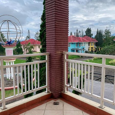 Beranda Istirahat Villa 4Br At Galaxy Resort Puncak Cikundul 外观 照片
