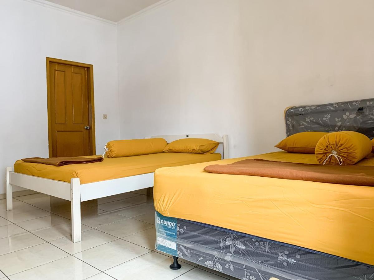 Beranda Istirahat Villa 4Br At Galaxy Resort Puncak Cikundul 外观 照片