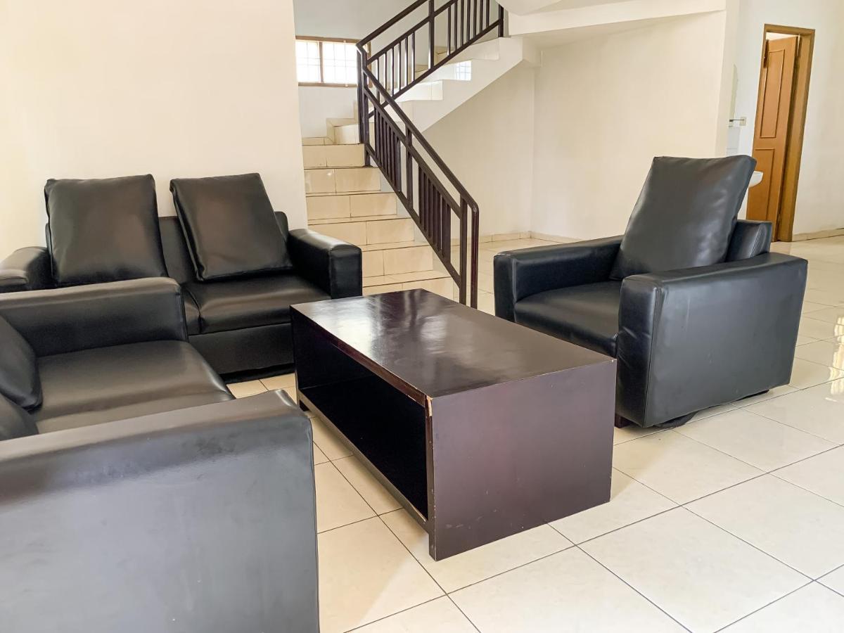 Beranda Istirahat Villa 4Br At Galaxy Resort Puncak Cikundul 外观 照片
